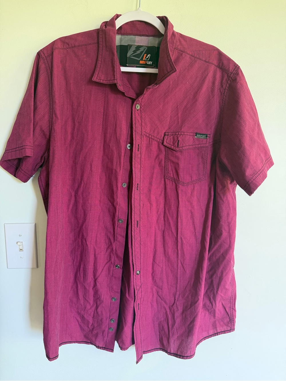 Amplify Men’s Short-Sleeve Button-Up Shirt - Berry Purple Casual Sport Light